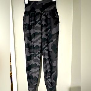 Old Navy Active Powersoft Joggers